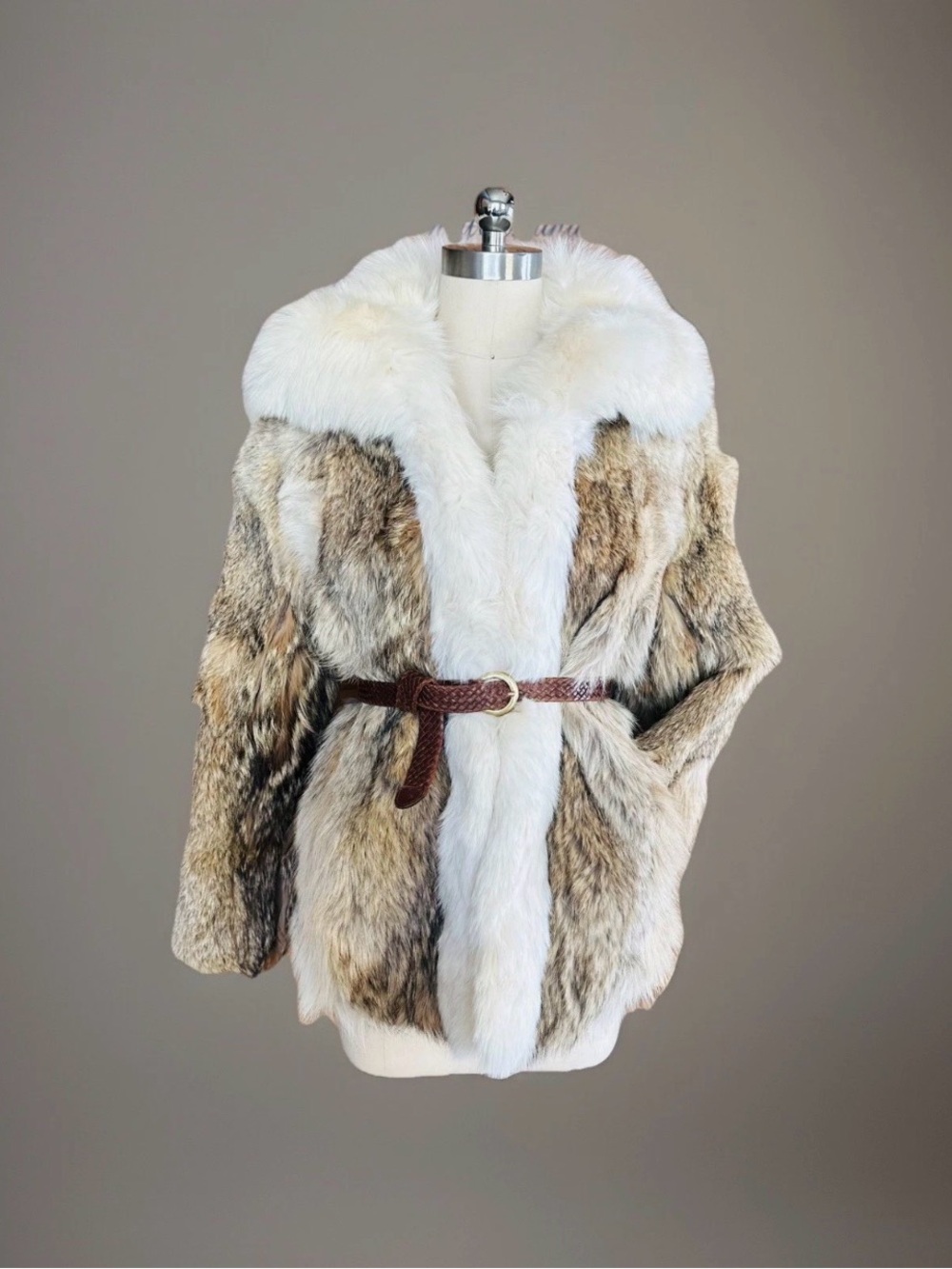 BEAUTIFUL Genuine COYOTE & ARCTIC BLUE FOX FUR Coat SOFT Not Lynx